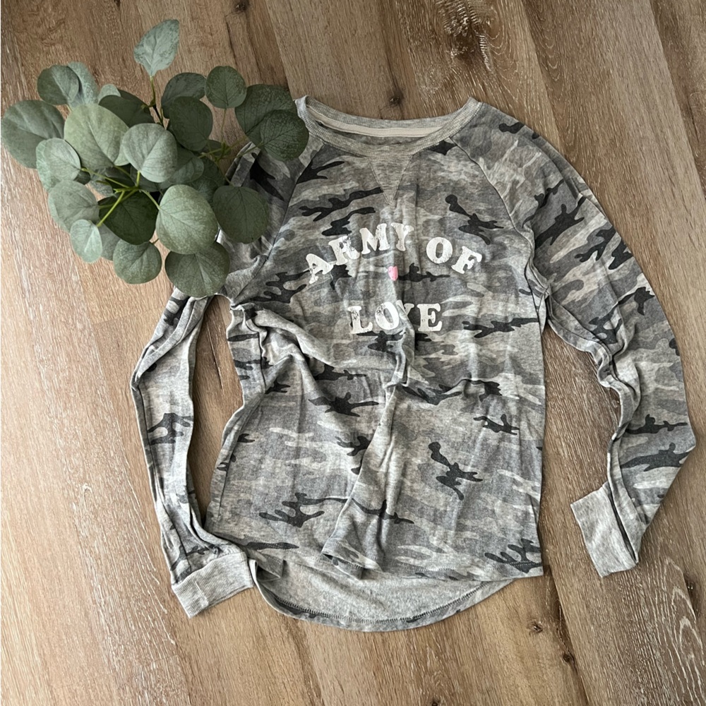 Grayson Threads Camo Print Long Sleeve Size Small
